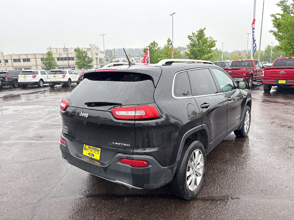 Used 2014 Jeep Cherokee Limited w/ Luxury Group AWD/4WD image 6