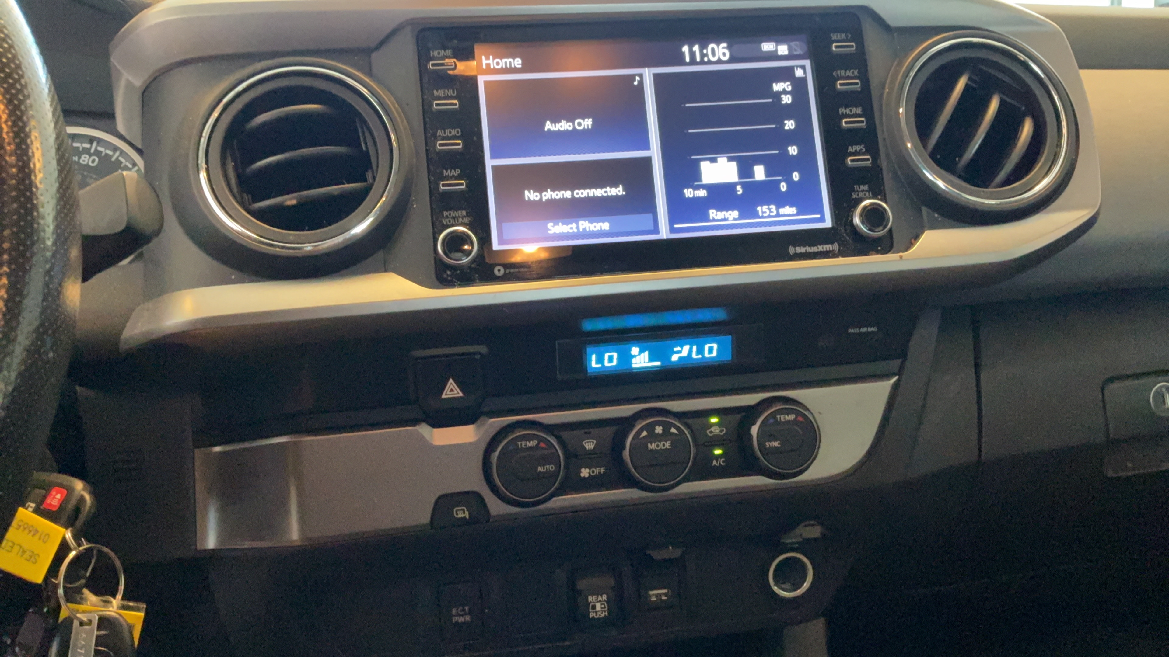 Used 2021 Toyota Tacoma SR5 RWD image 13