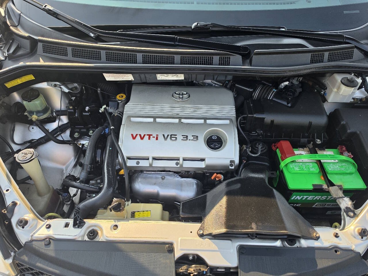 Used 2004 Toyota Sienna XLE w/ XLE Pkg 12 FWD image 25
