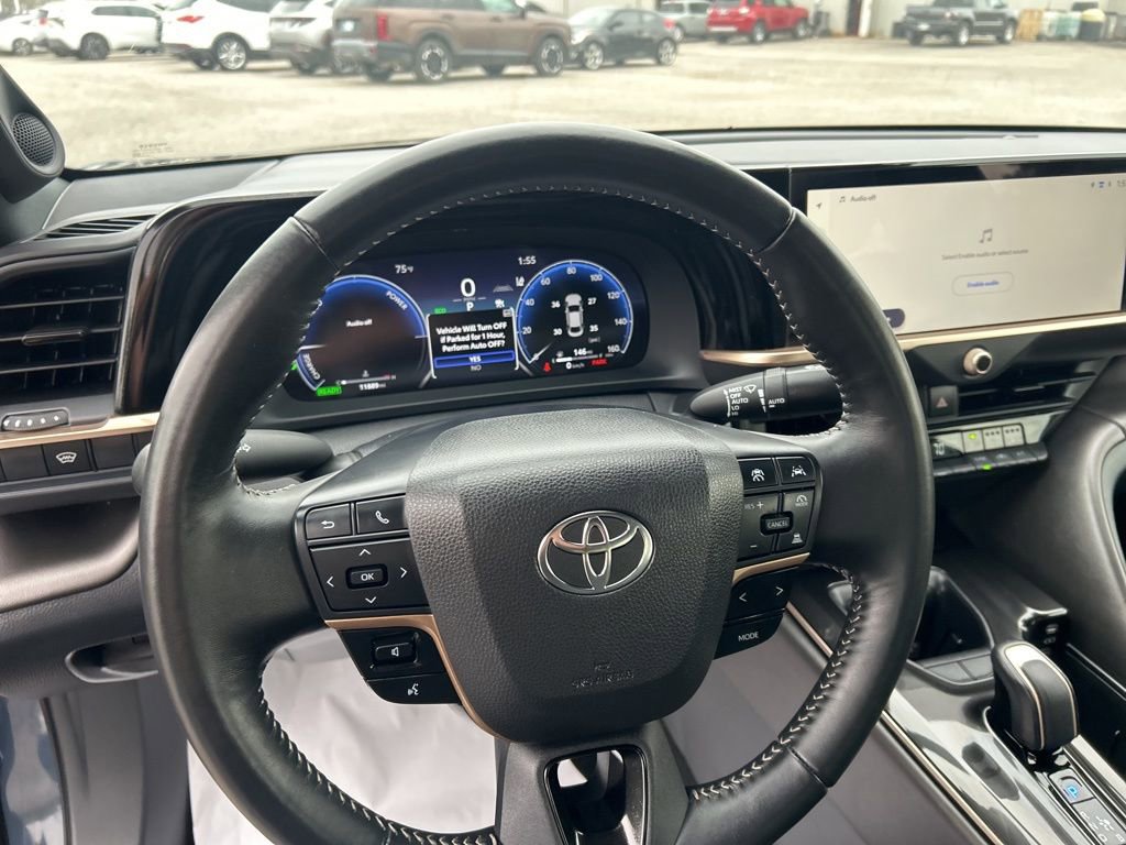 Used 2026 Toyota Crown Nightshade image 13