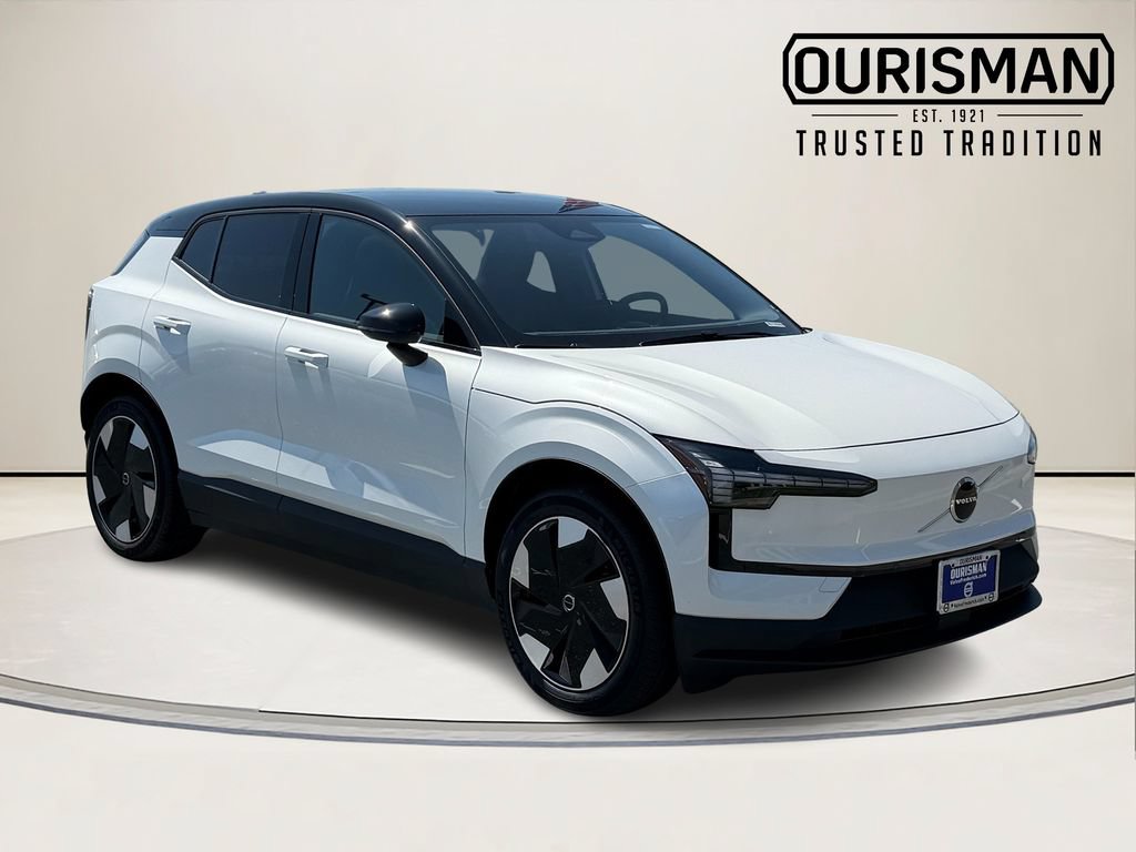 New 2026 Volvo EX30 Plus w/ Climate Package