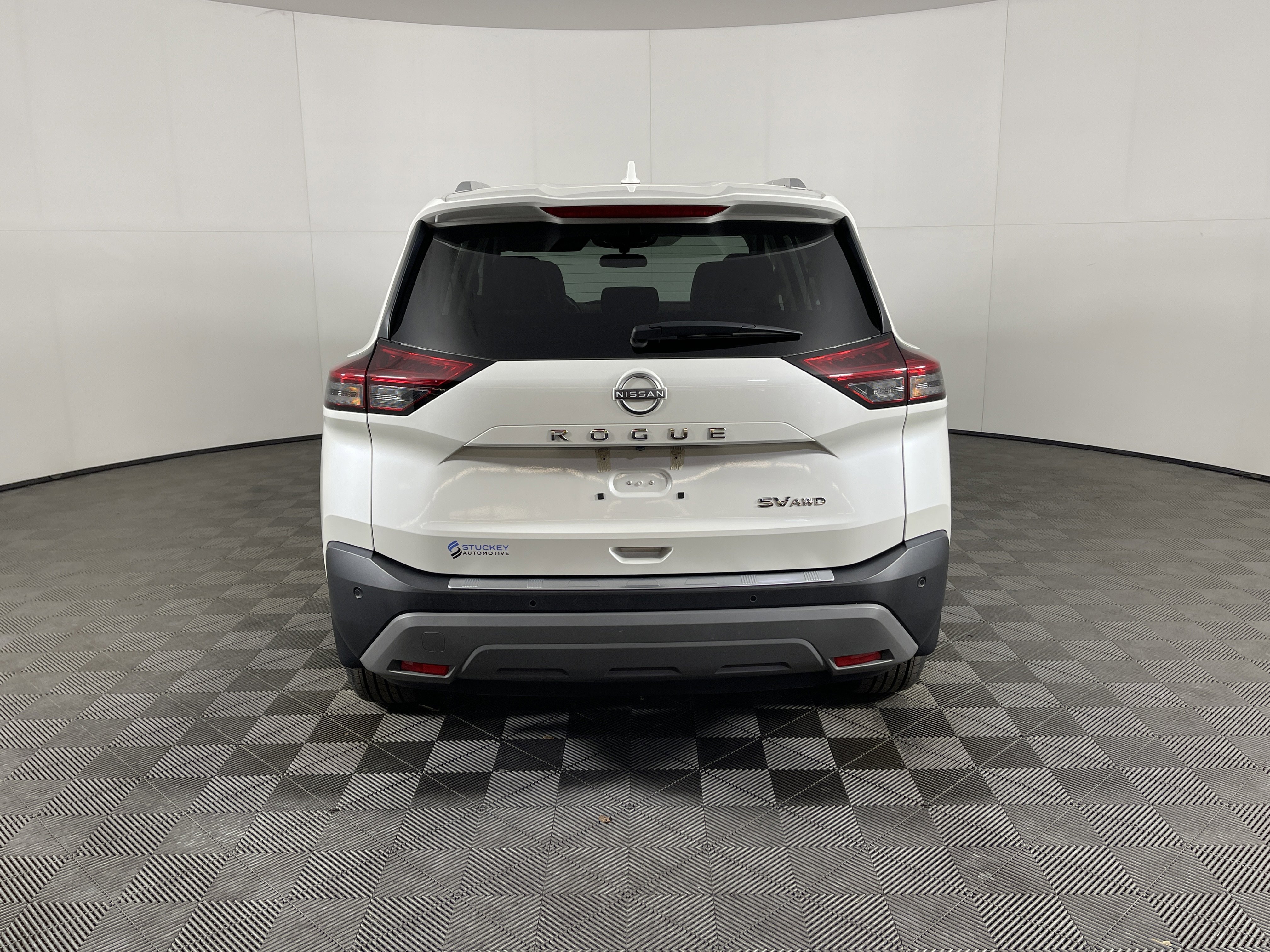 Used 2023 Nissan Rogue SV w/ SV Premium Package image 4