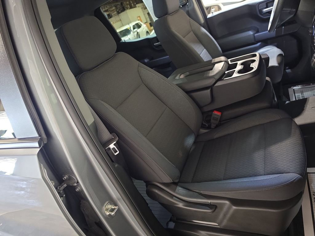 Used 2024 Chevrolet Silverado 1500 Custom Trail Boss w/ LPO, Dark Essentials Package AWD/4WD image 24