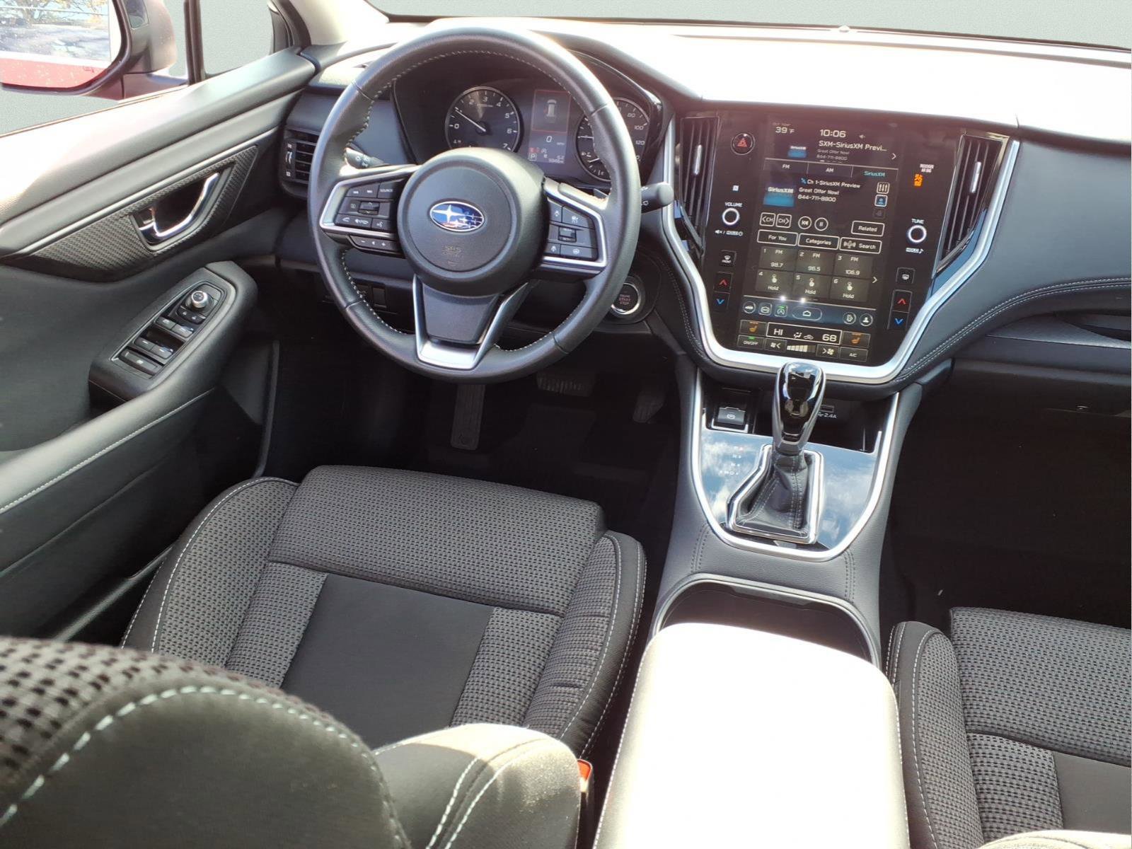 Used 2025 Subaru Outback Premium w/ Popular Package #1A image 7