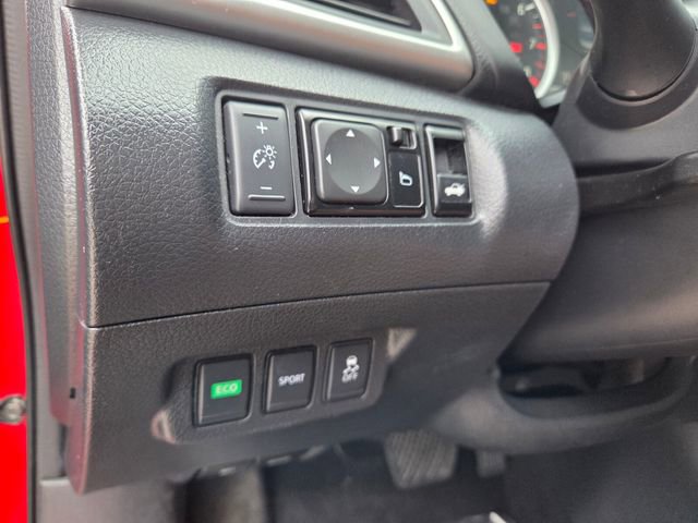 Used 2016 Nissan Sentra SV image 22