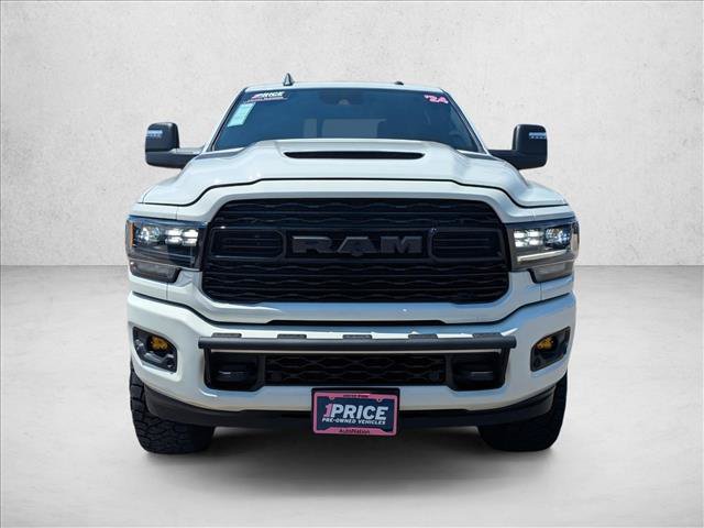 Used 2024 RAM 2500 Limited AWD/4WD image 2