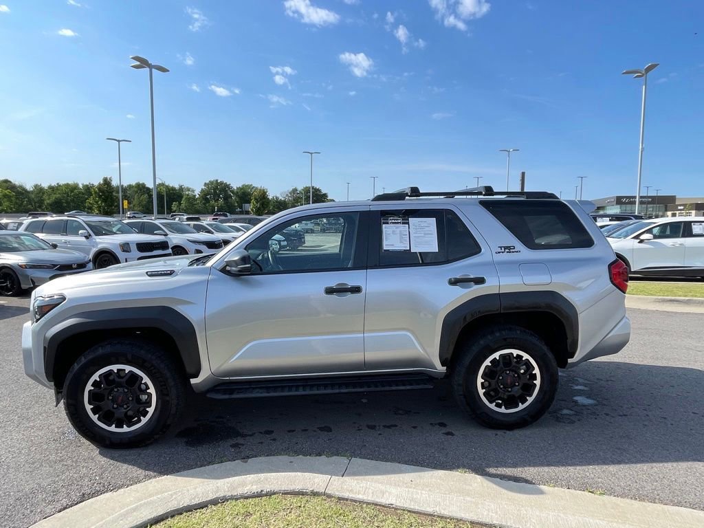 Used 2025 Toyota 4Runner TRD Off-Road AWD/4WD image 2