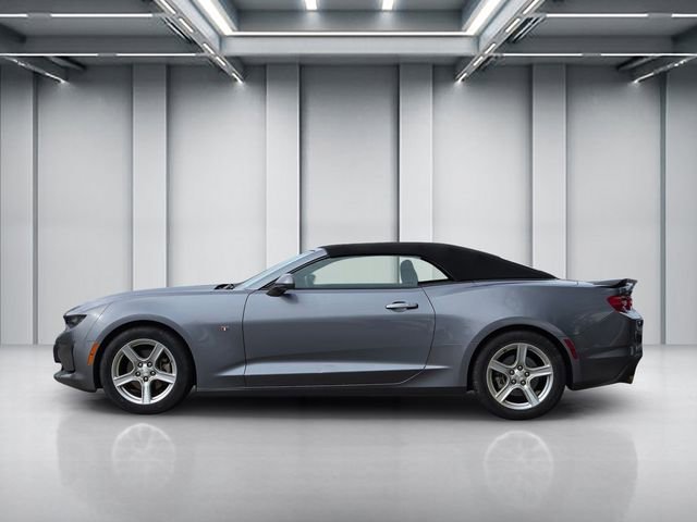Used 2020 Chevrolet Camaro LT RWD image 7