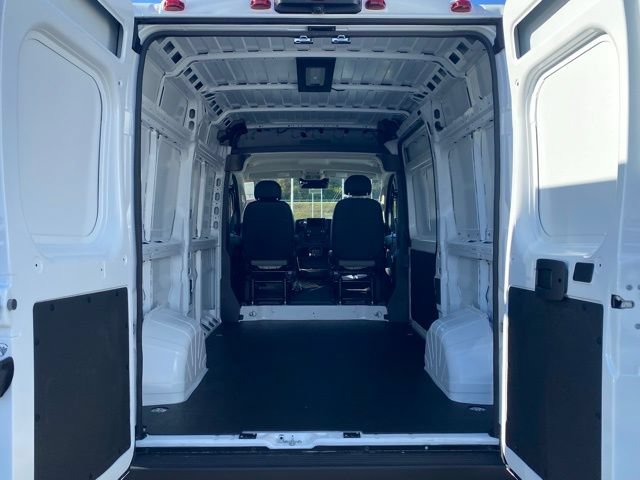 New 2026 RAM ProMaster 2500 w/ Convenience Group FWD image 7