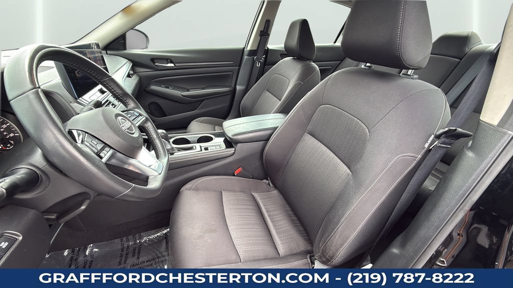 Used 2024 Nissan Altima 2.5 SV w/ SV Premium Package FWD image 23