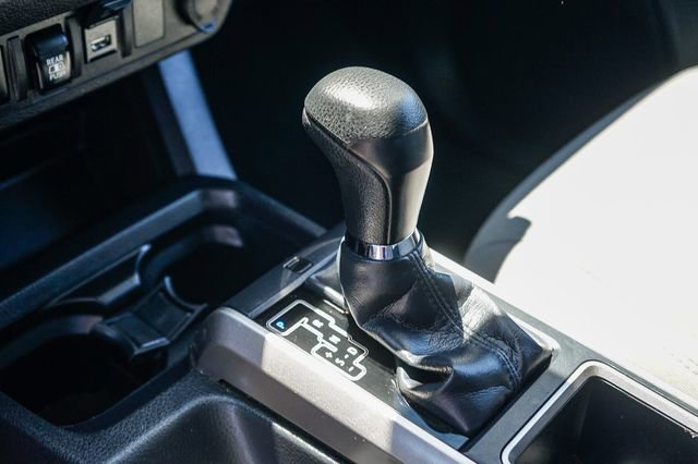 Used 2020 Toyota Tacoma SR5 image 20