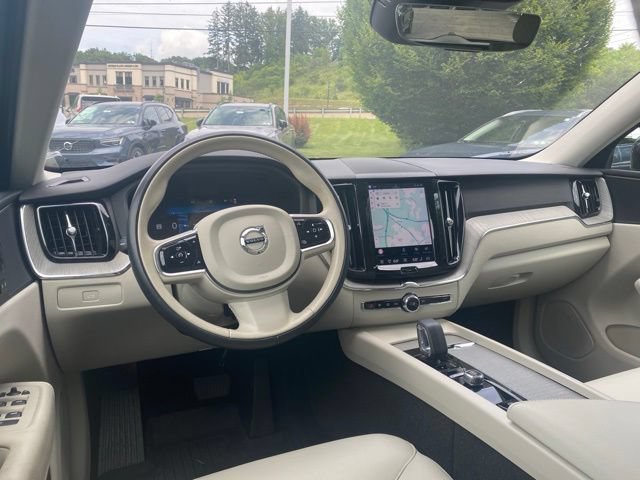 Used 2023 Volvo XC60 B5 Plus w/ Climate Package AWD/4WD image 16