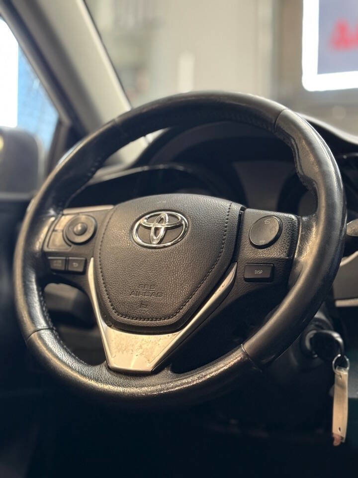 Used 2014 Toyota Corolla S FWD image 18