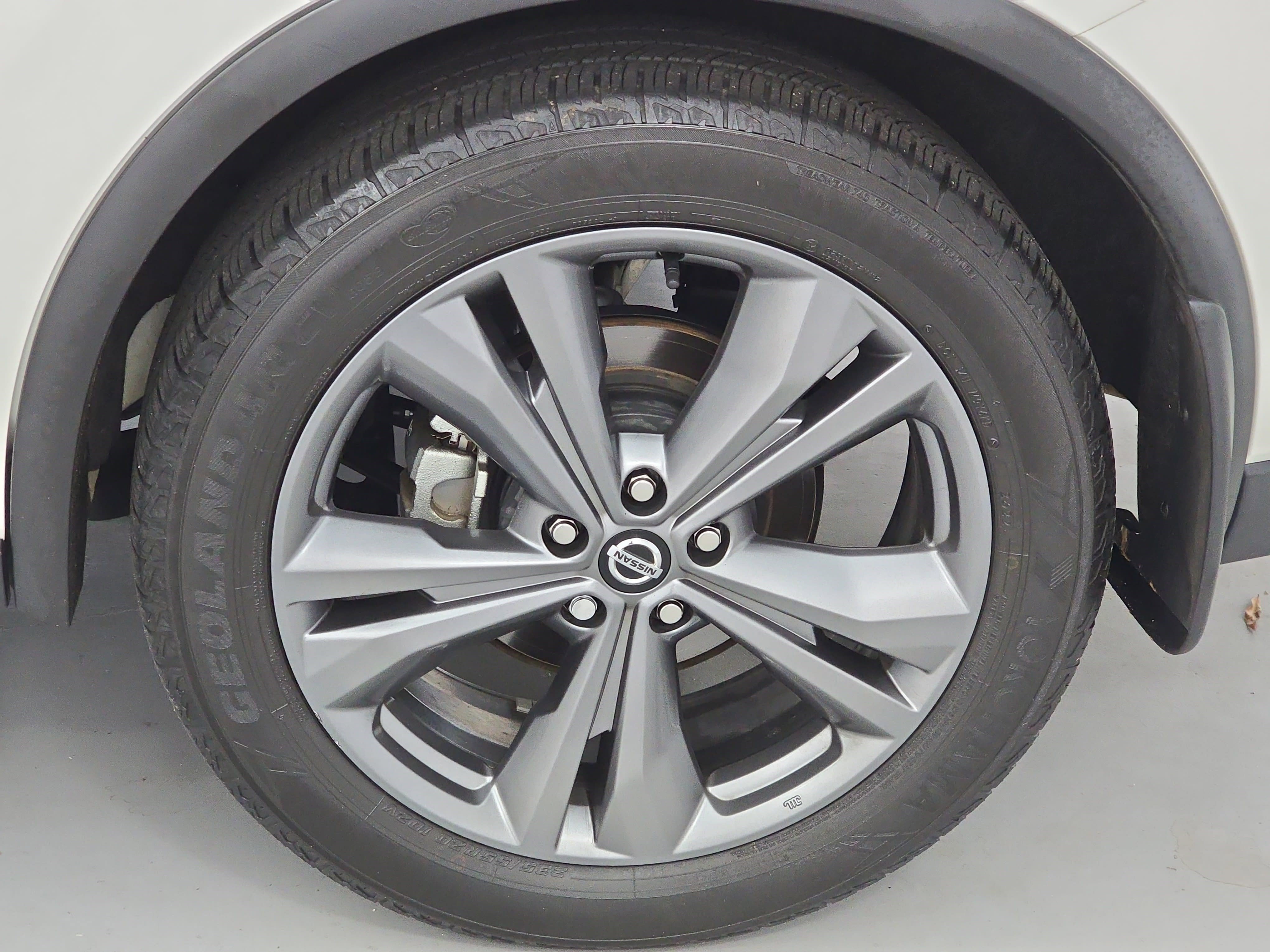 Used 2022 Nissan Murano Platinum w/ Cargo Package image 34