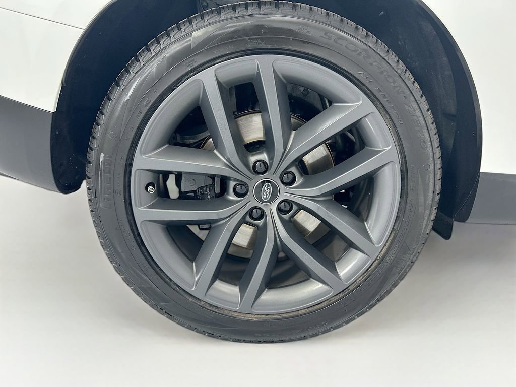 Certified 2024 Land Rover Range Rover Sport SE image 32