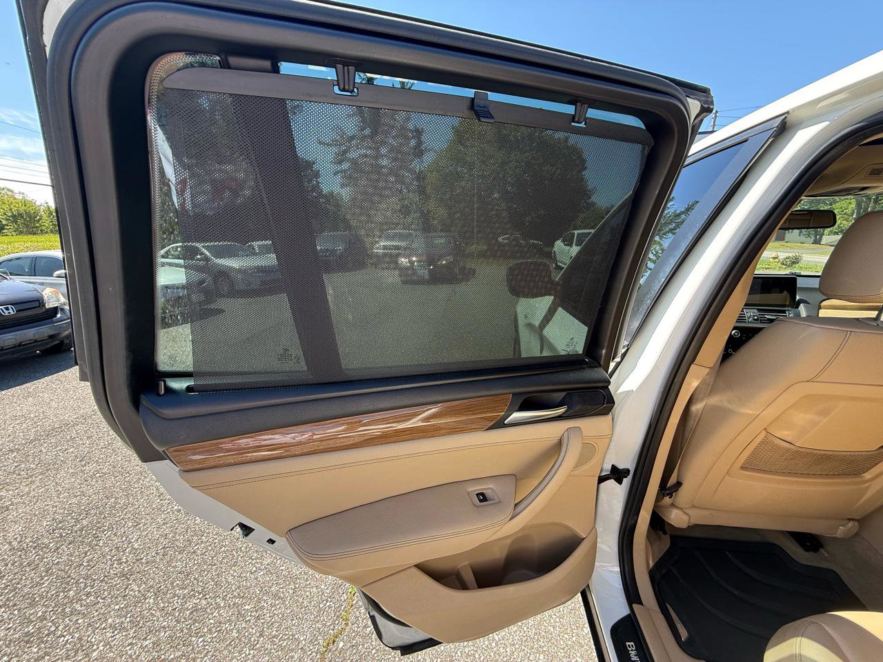 Used 2011 BMW X3 xDrive28i AWD/4WD image 22