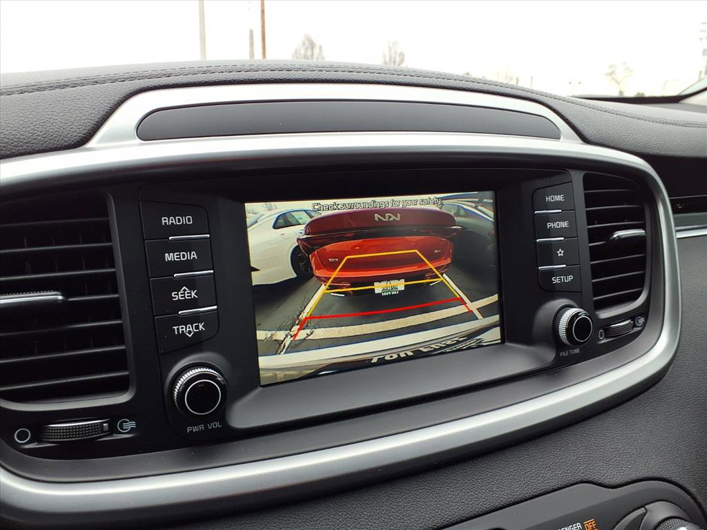 Used 2019 Kia Sorento L image 11