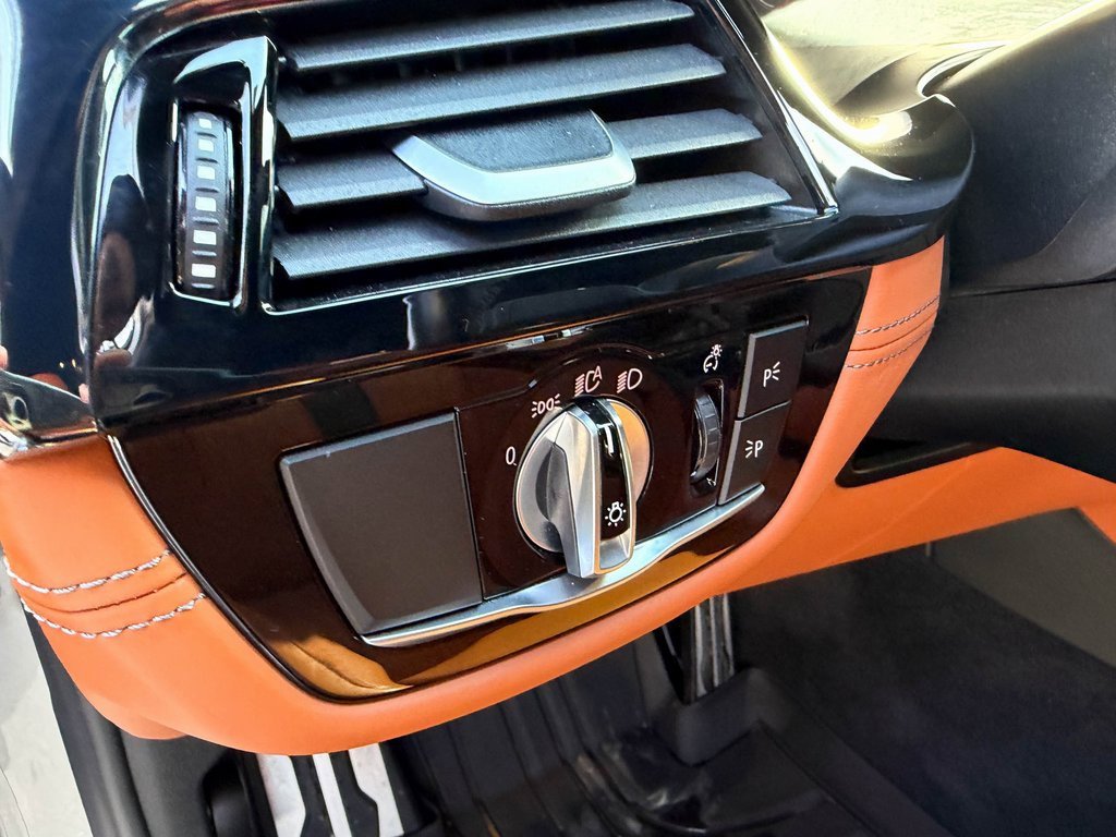 Used 2020 BMW M5 Competition image 12