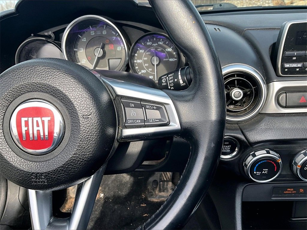 Used 2018 FIAT 124 Spider Classica image 17