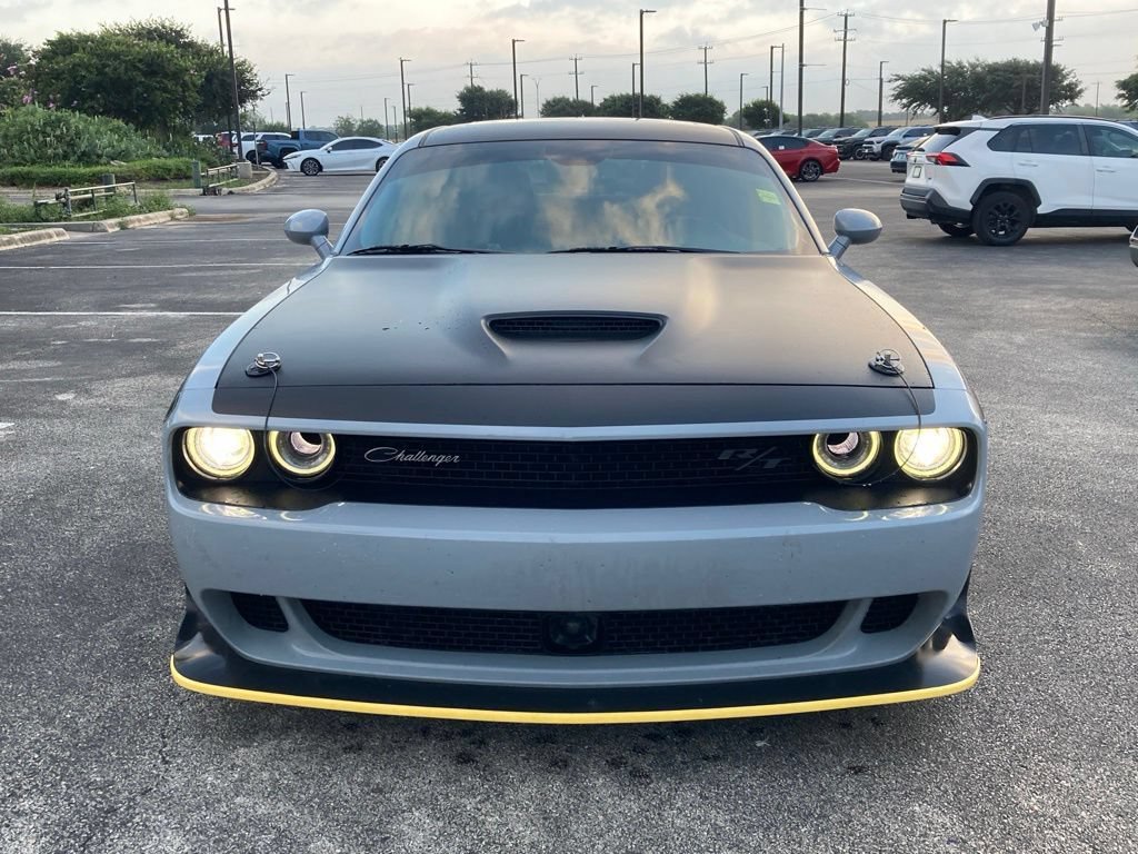 Used 2022 Dodge Challenger R/T Scat Pack RWD image 2