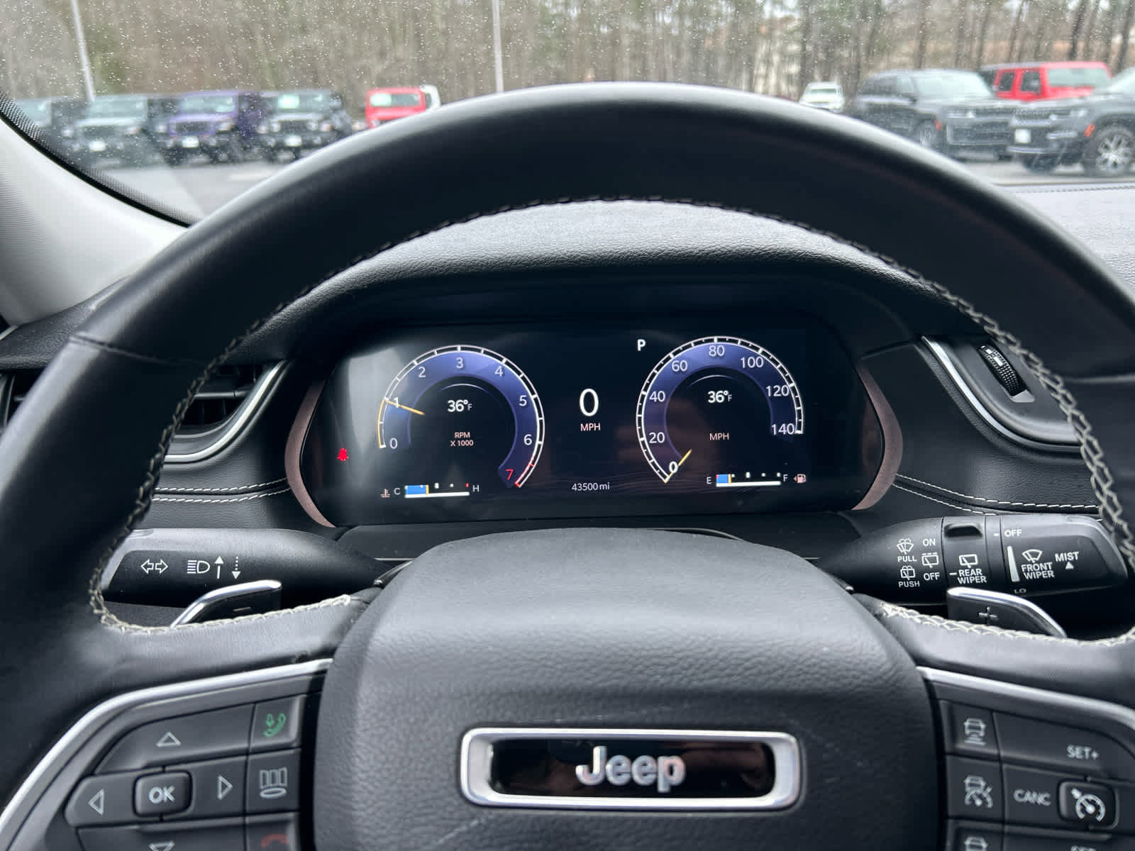 Used 2022 Jeep Grand Cherokee Laredo w/ Luxury Tech Group I image 21
