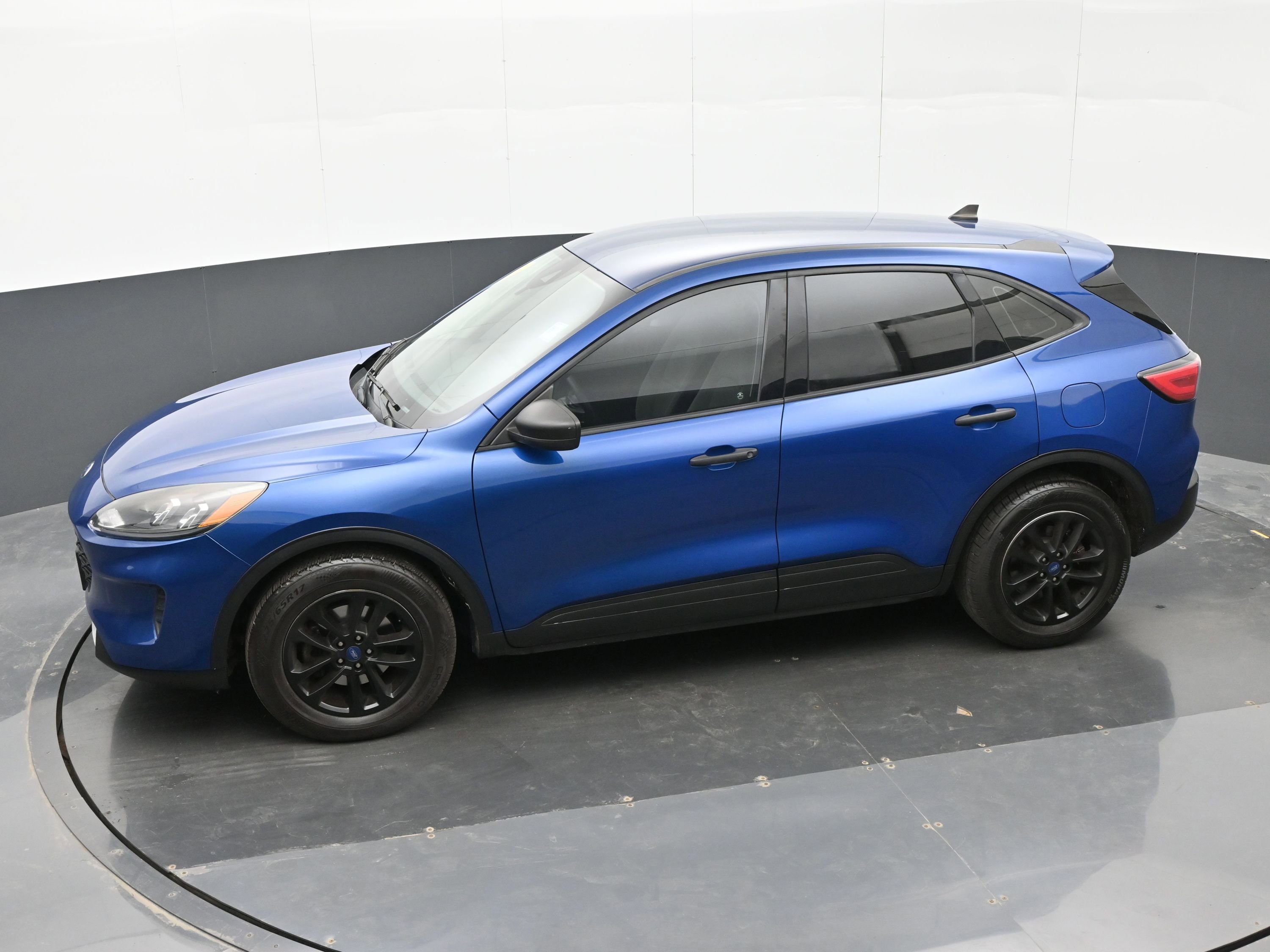 Used 2022 Ford Escape S image 30