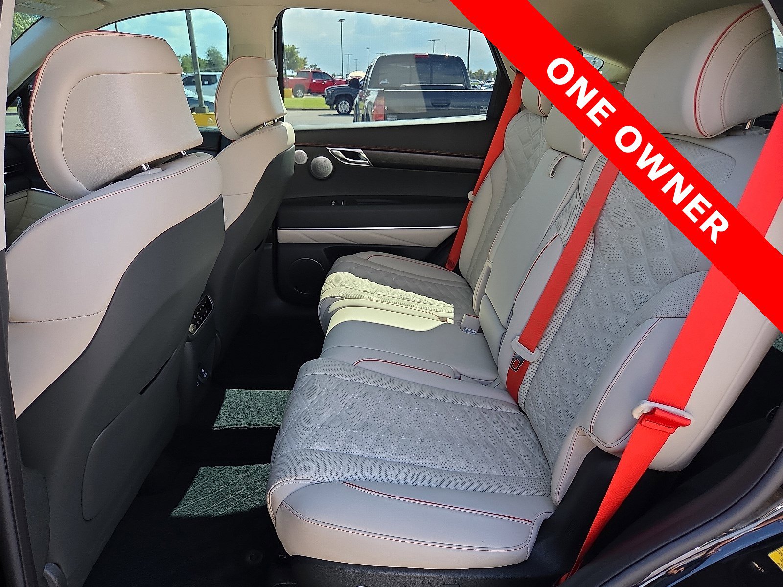 Used 2025 Genesis GV80 3.5T image 10
