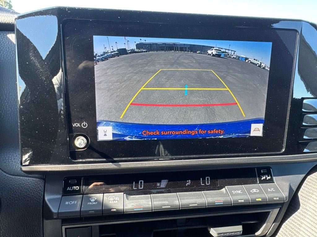 Used 2025 Toyota Camry SE FWD image 23