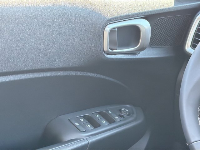 New 2026 Hyundai Venue SEL FWD image 24