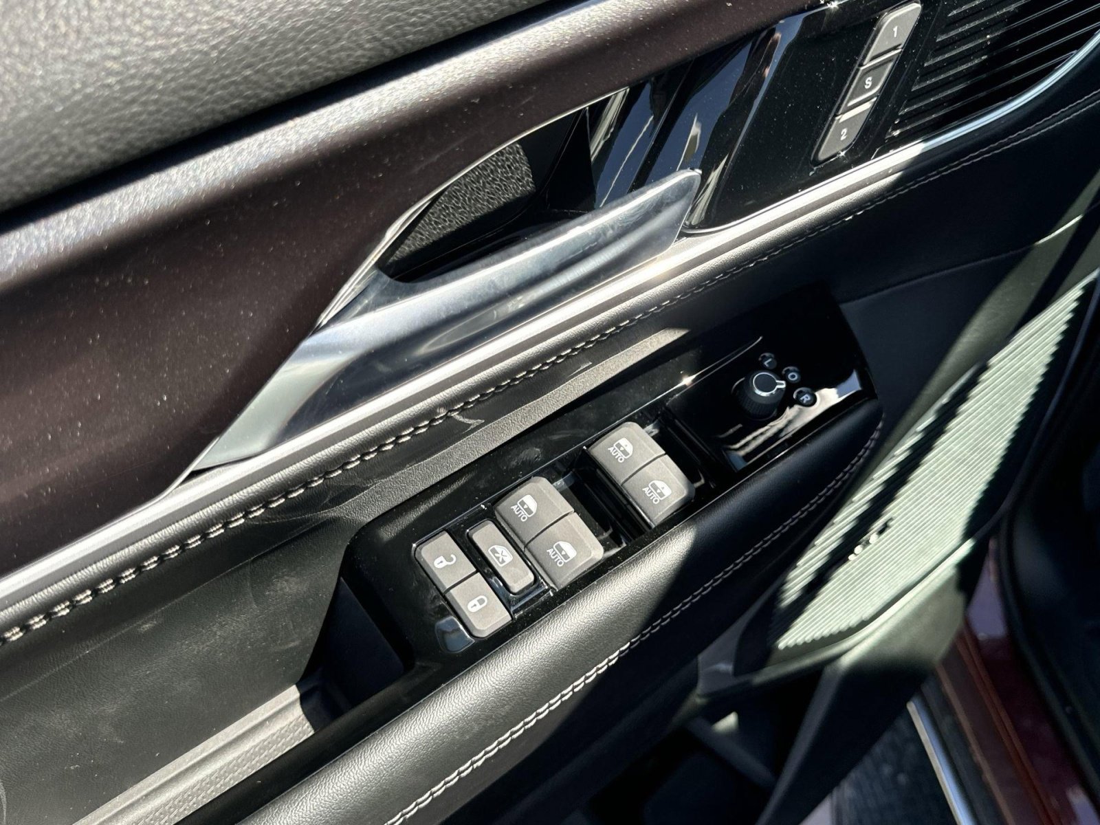 New 2024 Jeep Wagoneer Base w/ Premium Group I image 20