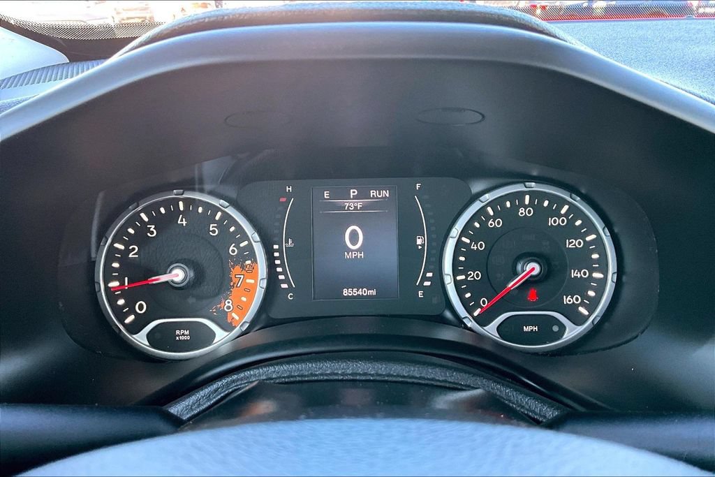 Used 2017 Jeep Renegade Latitude w/ Cold Weather Group AWD/4WD image 19