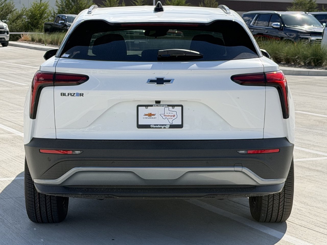 New 2027 Chevrolet Blazer EV LT w/ Midnight/Sport Edition FWD image 5