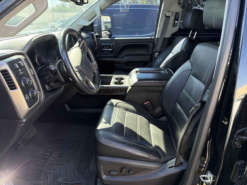 Used 2015 GMC Sierra 2500 Denali w/ Duramax Plus Package AWD/4WD image 7