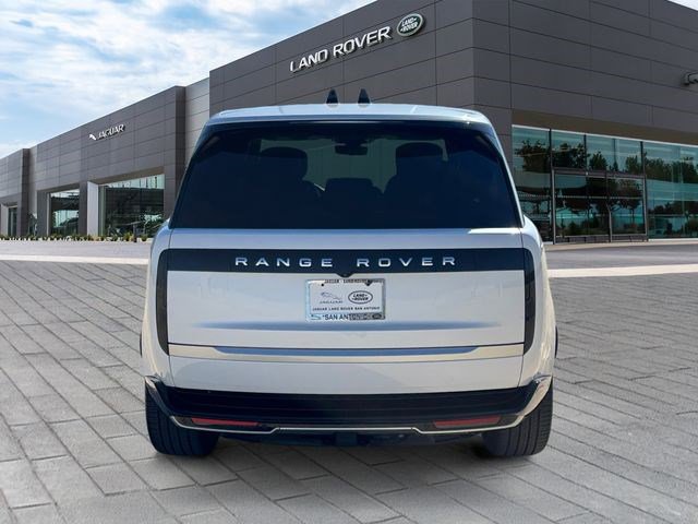 Used 2024 Land Rover Range Rover Autobiography AWD/4WD image 4