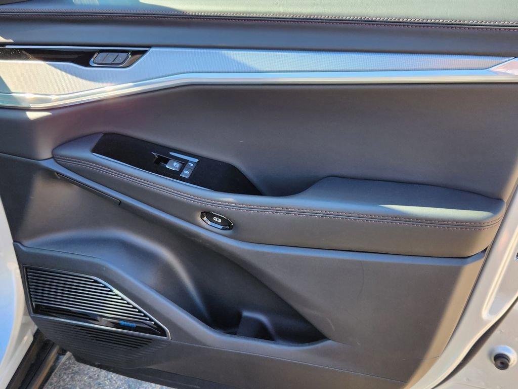 New 2025 Jeep Wagoneer S Launch Edition image 18