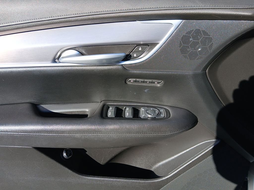 Used 2019 Cadillac XT5 Luxury image 12