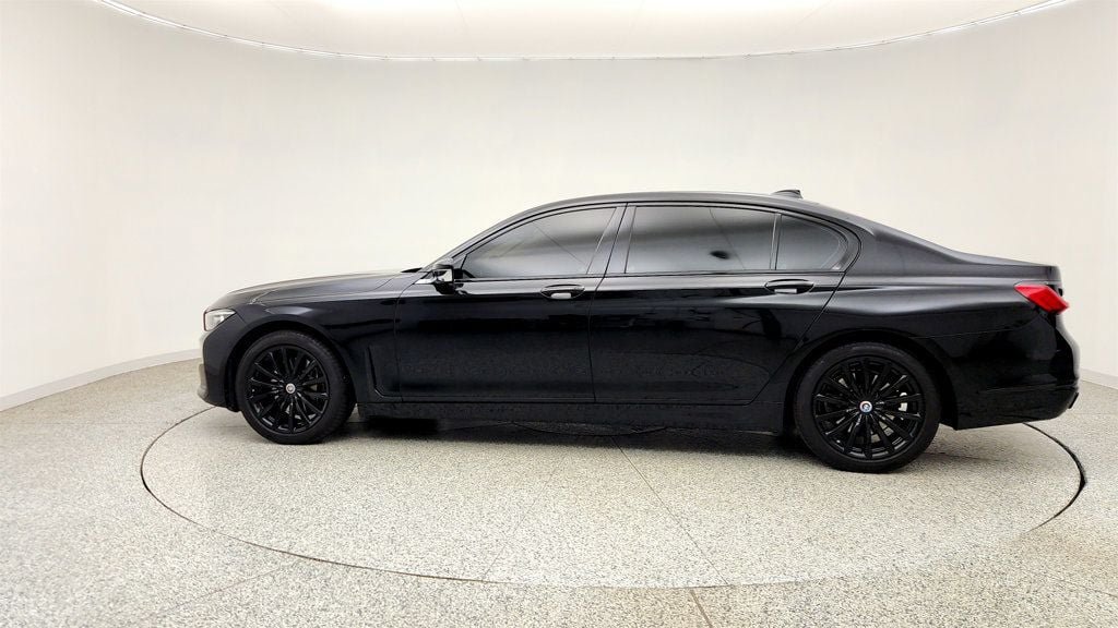 Used 2022 BMW 740i xDrive w/ Premium Package AWD/4WD image 8