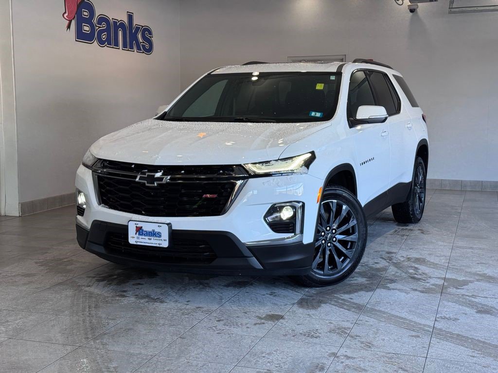 Certified 2023 Chevrolet Traverse RS image 2
