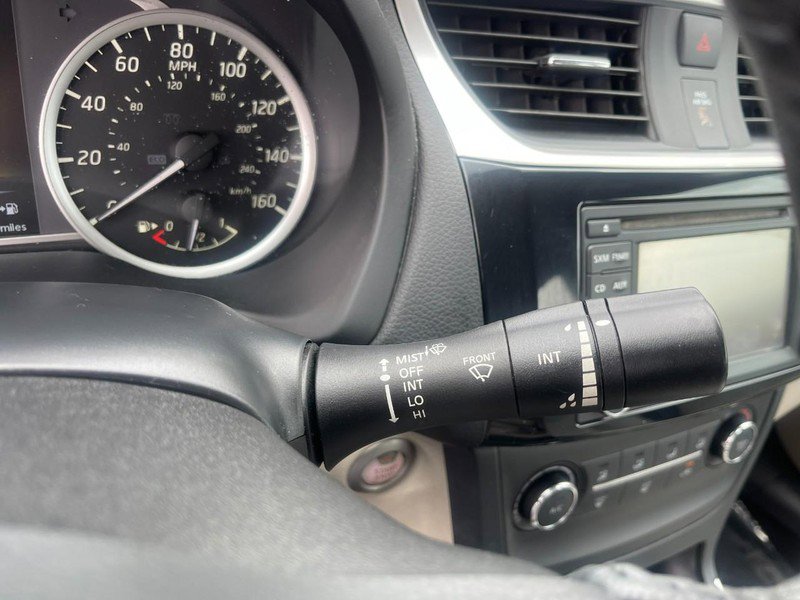 Used 2017 Nissan Sentra SV w/ Driver's Assist Package image 21