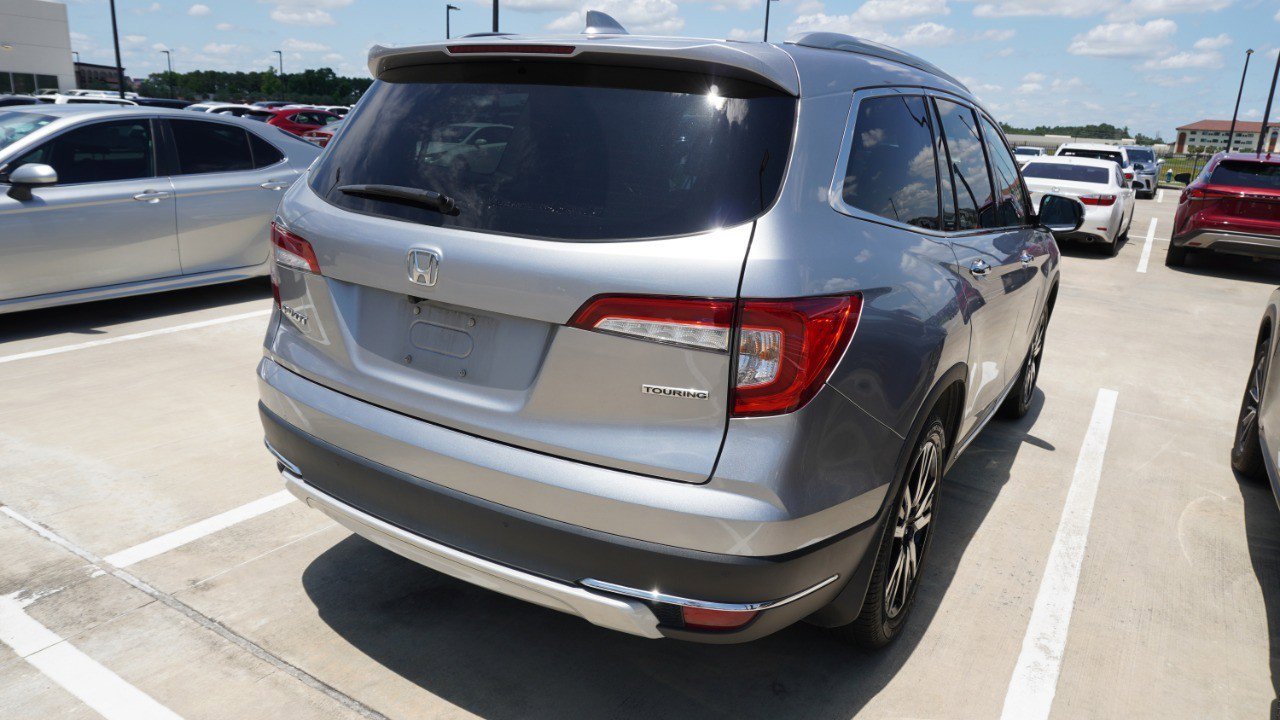 Used 2019 Honda Pilot Touring image 6
