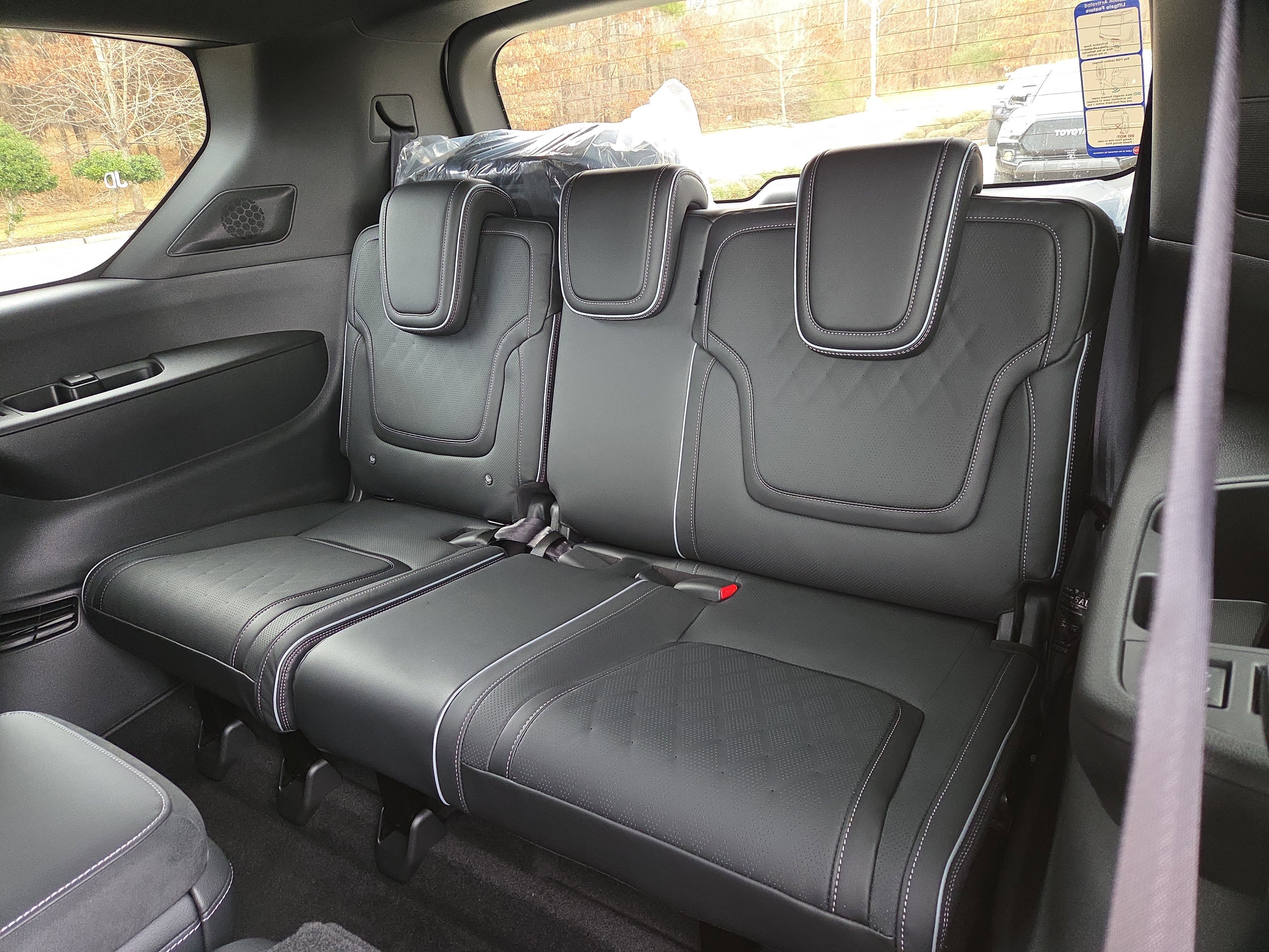 New 2026 INFINITI QX80 Autograph w/ Premium Cargo Package image 8