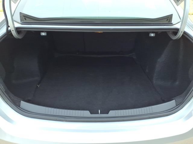 Used 2021 Chevrolet Malibu LS FWD image 8