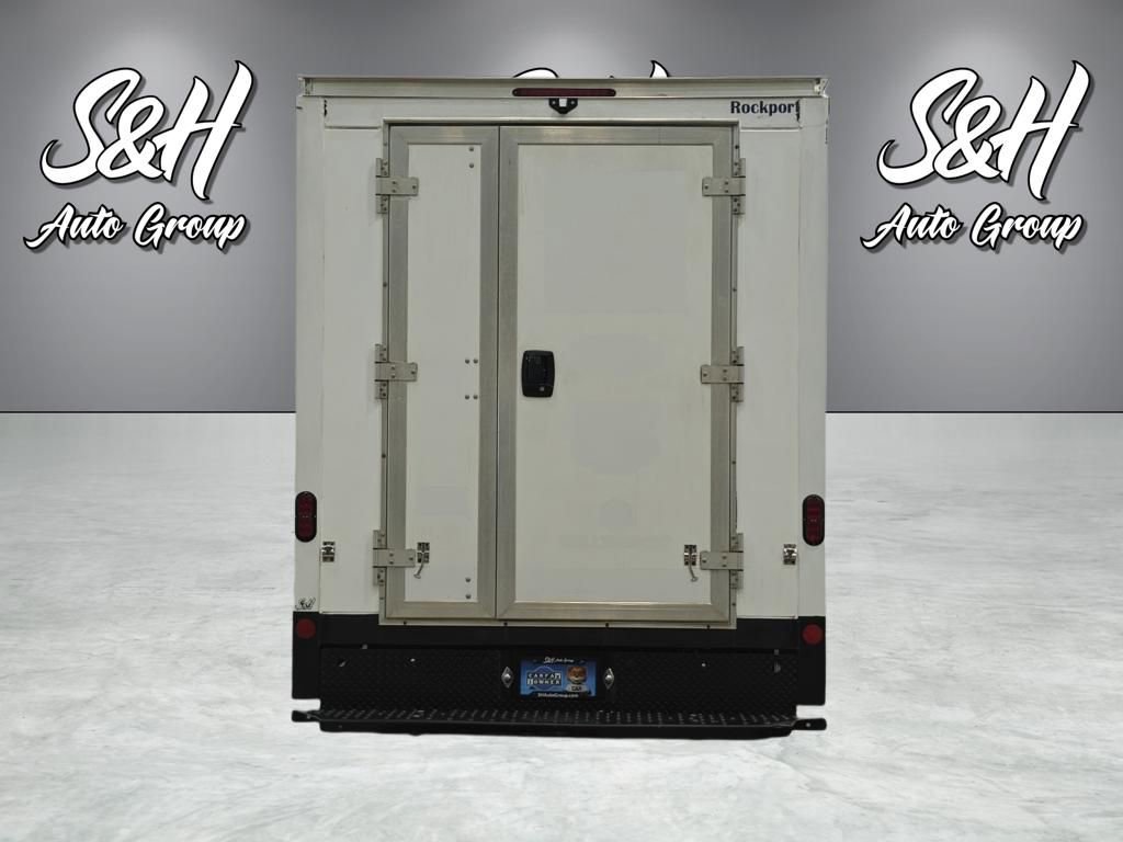 Used 2023 GMC Savana 3500 w/ Power Convenience Package RWD image 16