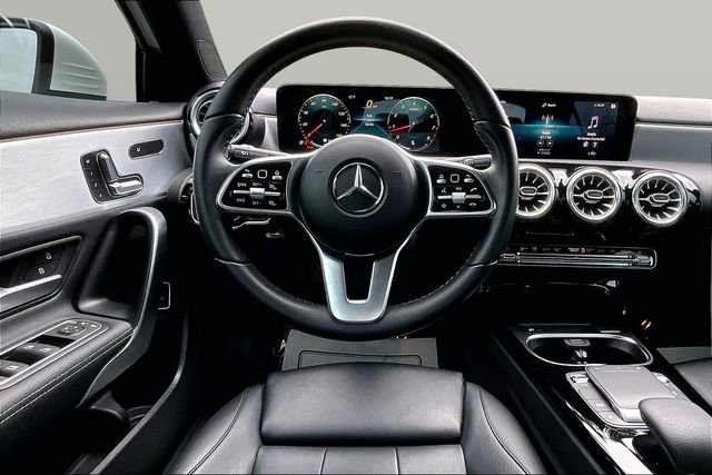 Used 2022 Mercedes-Benz A 220 4MATIC image 11