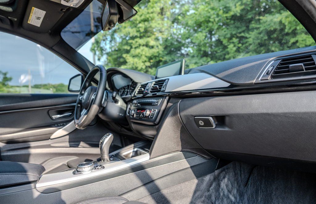 Used 2015 BMW 335i Sedan RWD image 31