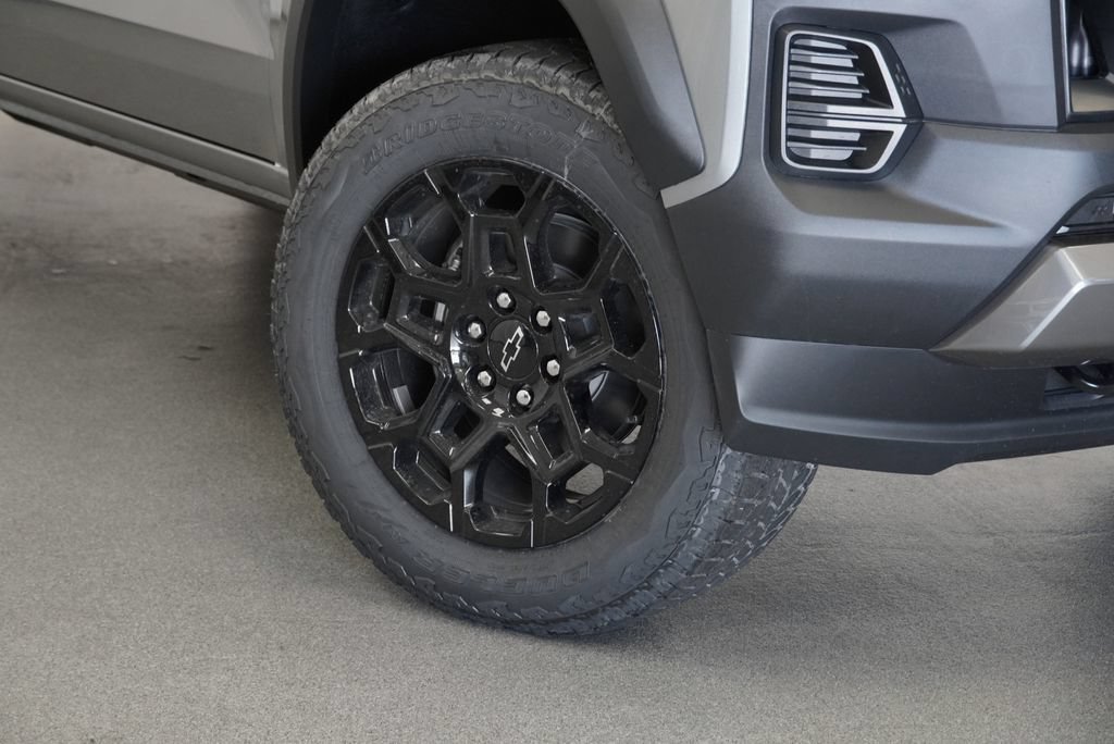 New 2026 Chevrolet Colorado Trail Boss AWD/4WD image 10
