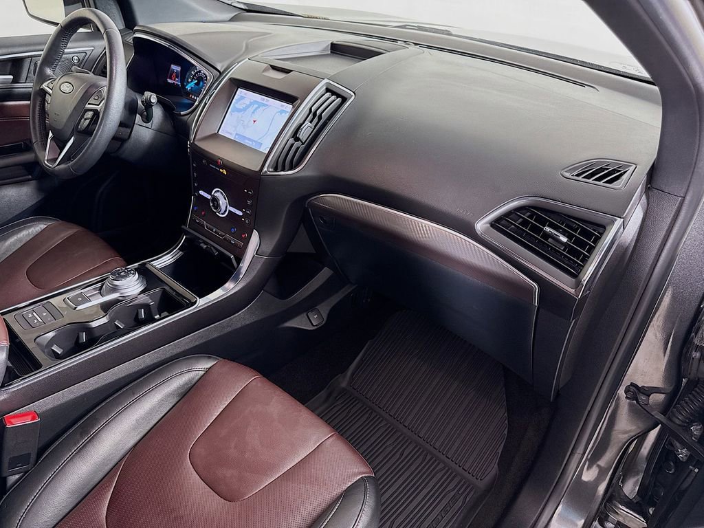 Used 2020 Ford Edge Titanium w/ Equipment Group 301A image 31