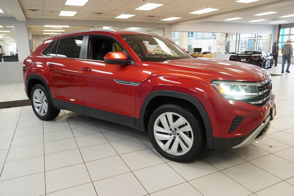 Used 2021 Volkswagen Atlas Cross Sport SE w/ Panoramic Sunroof Package image 15