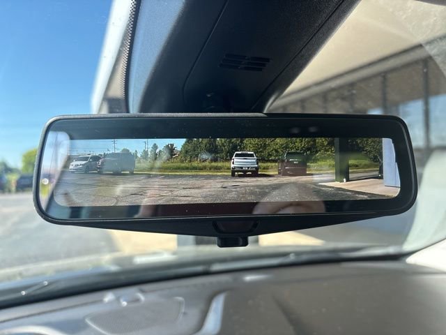 Used 2021 Chevrolet Traverse LT w/ LT Premium Package AWD/4WD image 12