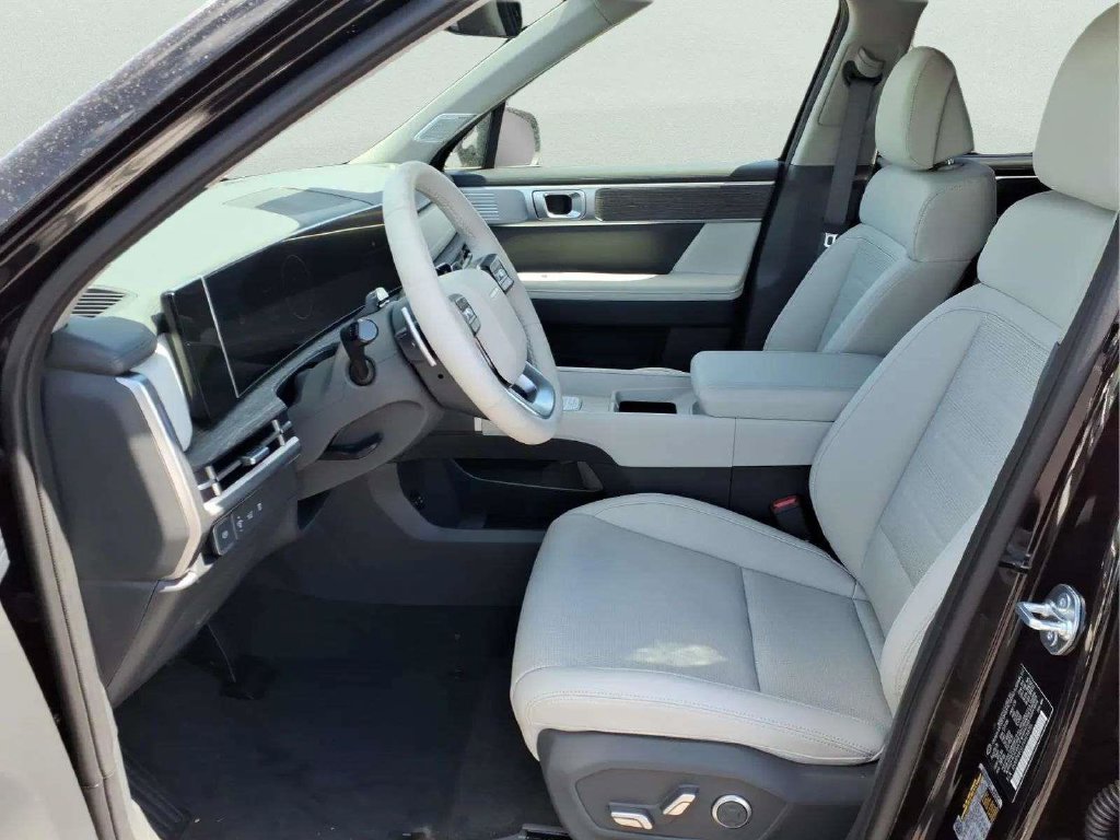 New 2027 Hyundai Santa Fe Limited FWD image 10